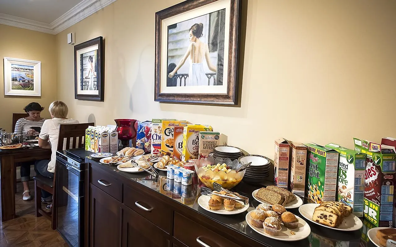Sea Breeze Lodge B&B Galway 5*,  Ireland