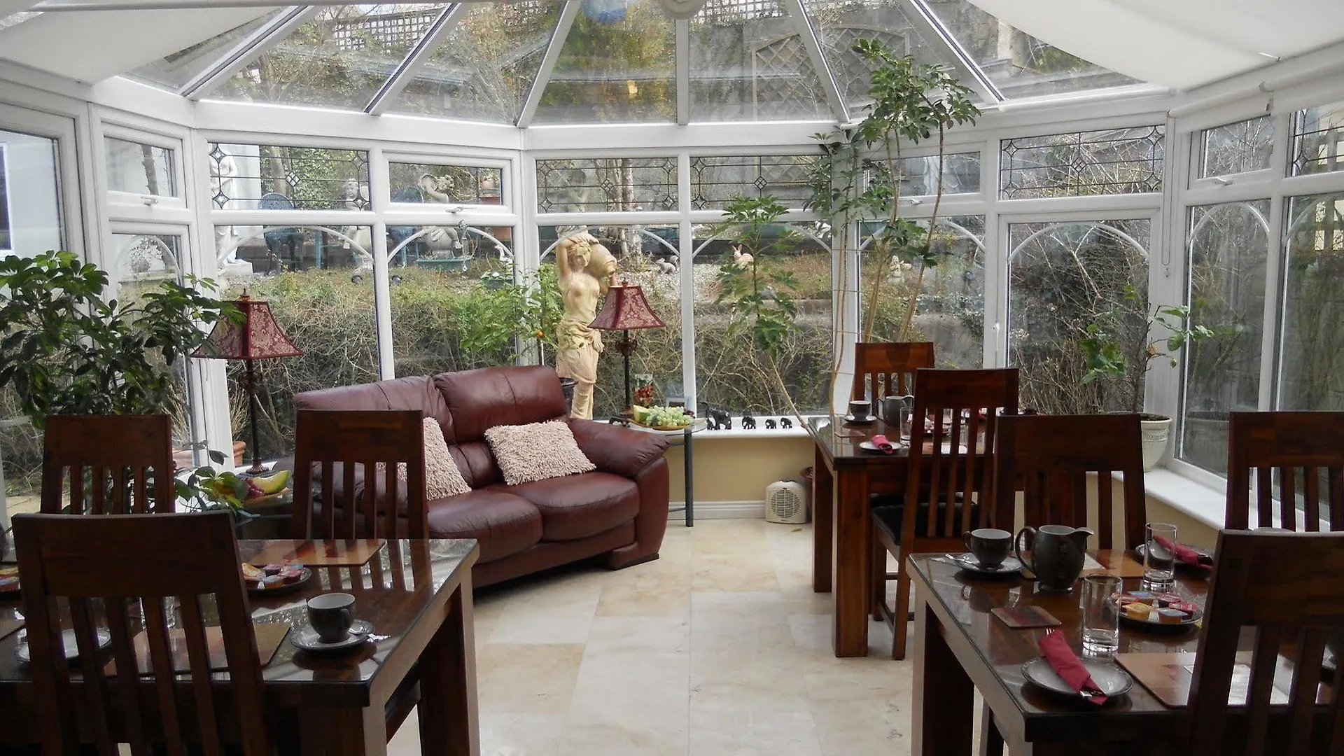 Sea Breeze Lodge B&B Galway 5*,